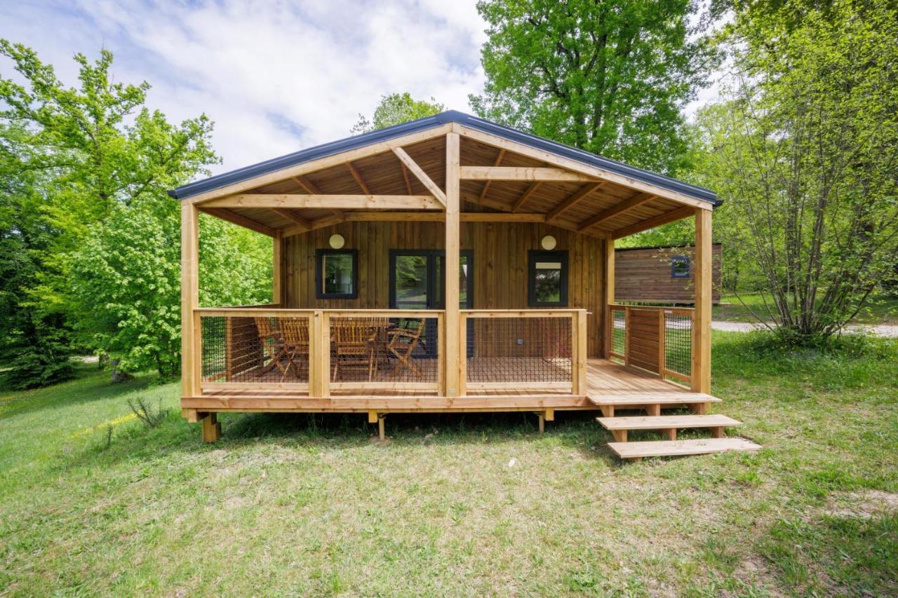 La Clairiere - Ecolieu De Vacances Lamothe-Fenelon Exterior photo
